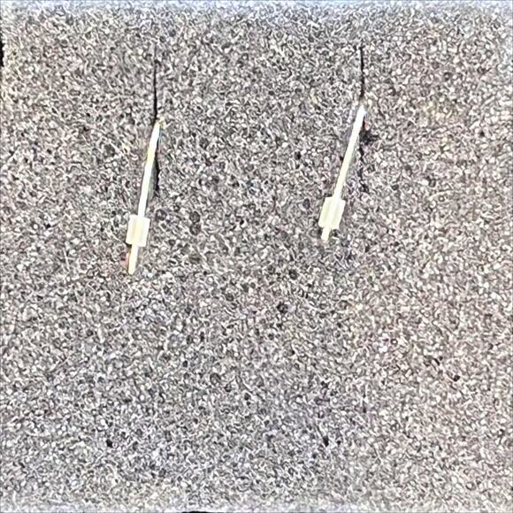 Avon Birthstone Earring and Necklace Gift Set June in Silver and Moonstone - Picture 6 of 9